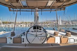 Lagoon 50 in Athens / Alimos Marina thumbnail 4