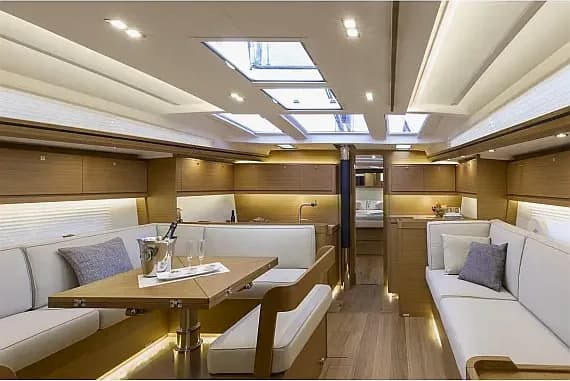Dufour 520 Grand Large in Malta / Kalkara Marina - Photo 3
