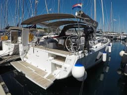 Dufour 470 in Šibenik / D-Marin Marina Mandalina thumbnail 16