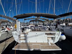 Dufour 470 in Šibenik / D-Marin Marina Mandalina thumbnail 6