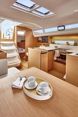 Sun Odyssey 440 in Volos / Port of Volos thumbnail 13