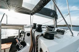 Isla 40 in Lavrion / Olympic Marina thumbnail 13