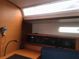 Sun Odyssey 519 in Mallorca / Palma de Mallorca / La Lonja Marina Charter thumbnail 16
