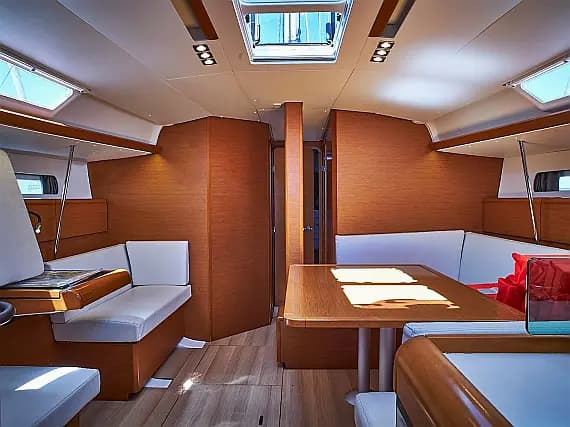 Sun Odyssey 449 in Izola / Marina Izola - Photo 3