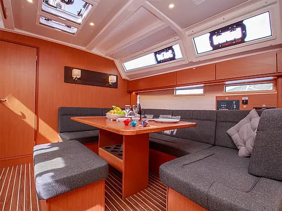 Bavaria 46 Cruiser in Fethiye / Ece Marina - Photo 3