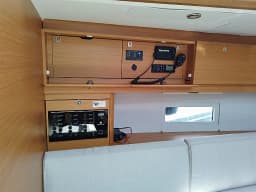 Dufour 430 in Sardinia / Porto Rotondo / Punta Nuraghe thumbnail 3