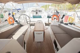 Sun Odyssey 410 in Orhaniye / Marti Marina thumbnail 5