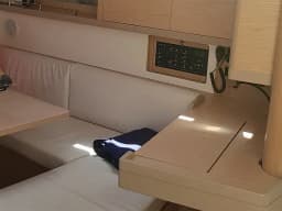 Oceanis 45 in Sicily / Furnari / Marina Portorosa thumbnail 2
