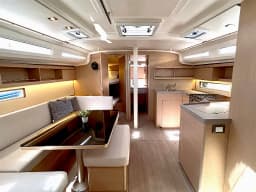 Oceanis 40.1 in Corfu / Gouvia / D-Marin Marina Gouvia thumbnail 12
