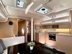 Oceanis 40.1 in Corfu / Gouvia / D-Marin Marina Gouvia thumbnail 13