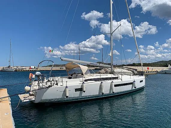 Sun Odyssey 490 in Sardinia / Portisco / Marina di Portisco - Photo 1