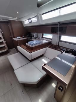 Oceanis 51.1 in Corfu / Gouvia / D-Marin Marina Gouvia thumbnail 11