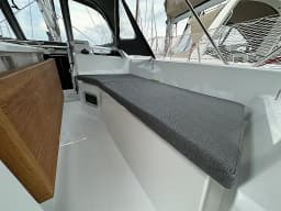 Oceanis 34.1 in Athens / Alimos Marina thumbnail 5