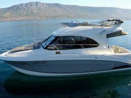 Antares 30 Fly in Split / Marina Zenta thumbnail 8