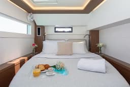 Lagoon 46 in Athens / Alimos Marina thumbnail 15