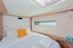 Lagoon 46 in Athens / Alimos Marina thumbnail 22