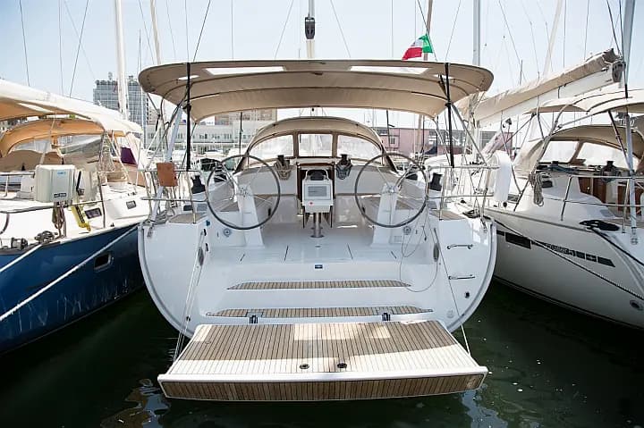 Bavaria Cruiser 51 in Sardinia / Portisco / Marina di Portisco - Photo 4