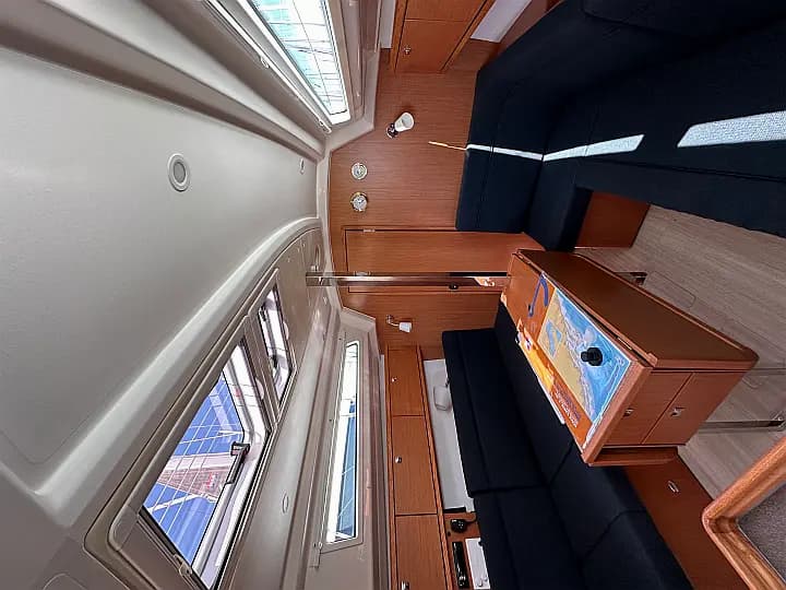 Bavaria Cruiser 34 in Trogir / ACI Marina Trogir - Photo 4