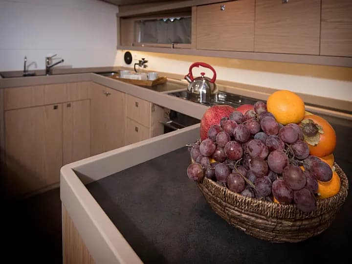 Oceanis 48 in Kaštel Gomilica / Marina Kaštela - Photo 5