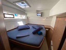 Lagoon 40 in Ibiza / Marina Port Ibiza thumbnail 28