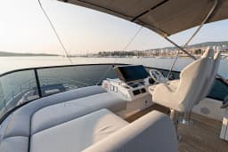 Azimut S7 in Šibenik / D-Marin Marina Mandalina thumbnail 109