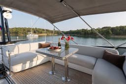 Azimut S7 in Šibenik / D-Marin Marina Mandalina thumbnail 112