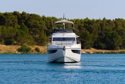 Azimut S7 in Šibenik / D-Marin Marina Mandalina thumbnail 30