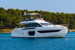 Azimut S7 in Šibenik / D-Marin Marina Mandalina thumbnail 6