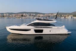 Azimut S7 in Šibenik / D-Marin Marina Mandalina thumbnail 9