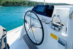 Lagoon 42 in Kaštel Gomilica / Marina Kaštela thumbnail 9