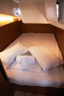 Sun Odyssey 410 in Corfu / Mpenitses / Marina Benitses thumbnail 12