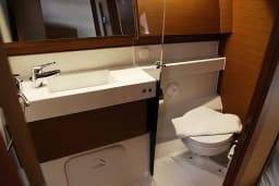 Sun Odyssey 410 in Corfu / Mpenitses / Marina Benitses thumbnail 5