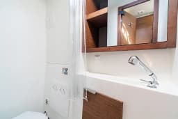 Lagoon 40 in Sicily / Furnari / Marina Portorosa thumbnail 24
