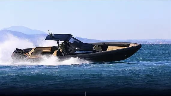 Technohull Explorer 40 in Mykonos / Ornos bay - Photo 1
