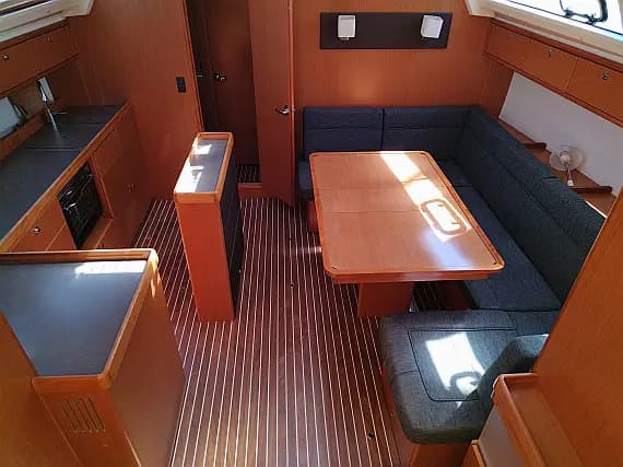 Bavaria Cruiser 46 in Corfu / Gouvia / D-Marin Marina Gouvia - Photo 3