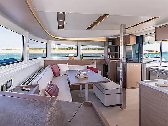 Lagoon 46 in Corsica / Ajaccio / Port Tino Rossi - Photo 3