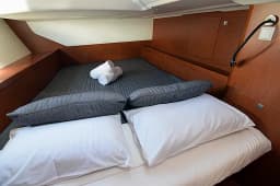 Oceanis 45 in Corfu / Gouvia / D-Marin Marina Gouvia thumbnail 13