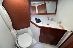 Oceanis 45 in Corfu / Gouvia / D-Marin Marina Gouvia thumbnail 4