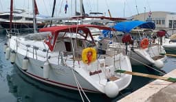 Oceanis 393 in Split / Marina Zenta thumbnail 7