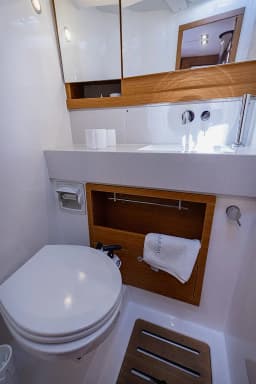 Dufour 470 in Kaštel Gomilica / Marina Kaštela thumbnail 22