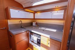 Dufour 470 in Kaštel Gomilica / Marina Kaštela thumbnail 28