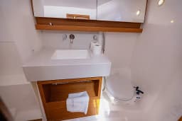 Dufour 470 in Kaštel Gomilica / Marina Kaštela thumbnail 29