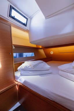 Dufour 470 in Kaštel Gomilica / Marina Kaštela thumbnail 32