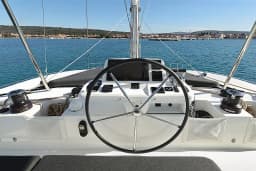 Lagoon 51 in Sukošan / D-Marin Dalmacija Marina thumbnail 17