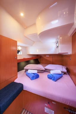 Bavaria Cruiser 46 in Athens / Alimos Marina thumbnail 21