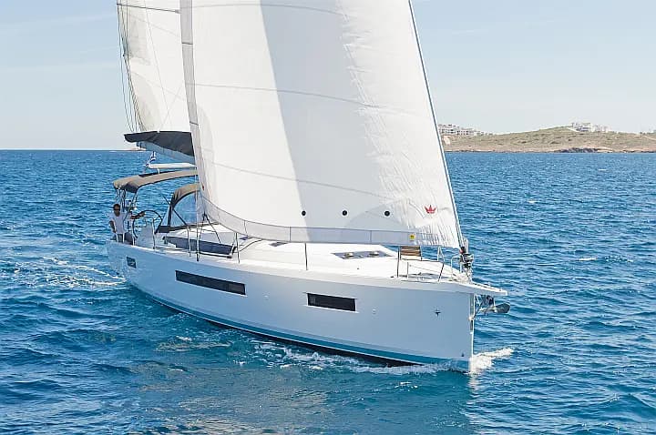 Sun Odyssey 490 in Rhodes New Marina - Photo 5