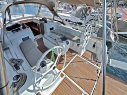 Sun Odyssey 479 in Lavrion Main Port thumbnail 17