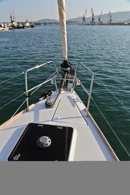 Sun Odyssey 469 in Volos / Port of Volos thumbnail 10