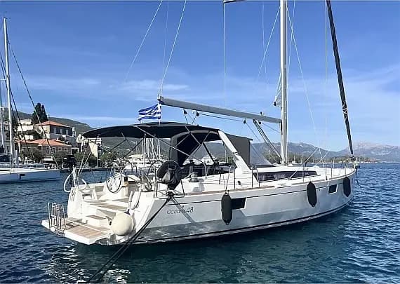 Oceanis 48 in Athens / Alimos Marina - Photo 3