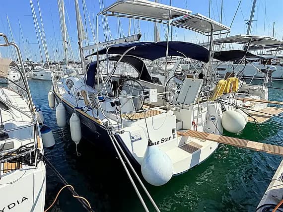 Oceanis 43 in Sukošan / D-Marin Dalmacija Marina - Photo 1